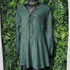 BLOOM CHIC Tops Women 26‎ Green Gold Star Accent Peplum Long Sleeve Whimsy 2306